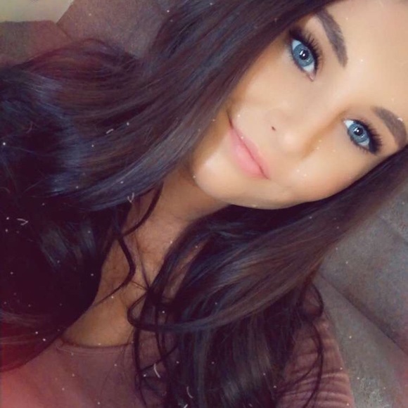 laurrennicole12